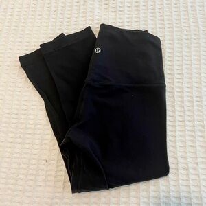 Lululemon Align™ High-Rise Leggings 21” Size 4 in Black